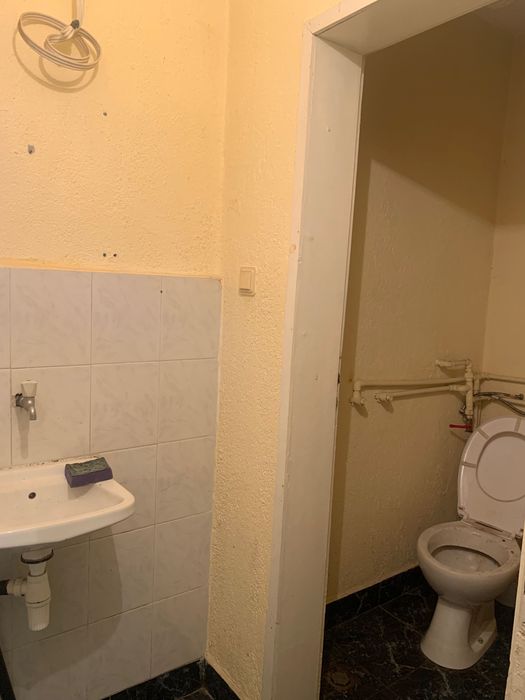 Продава се Магазин в Казанлък - 45 кв.м за 1360 €/кв.м - Снимка #4