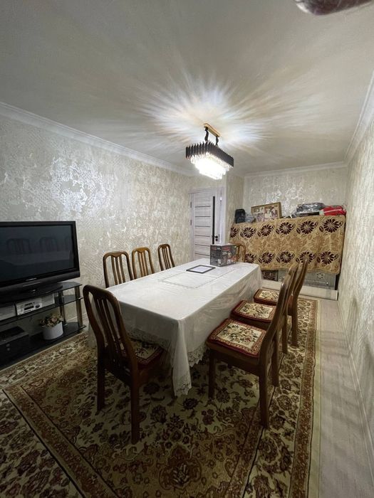 Продаётся 4 х комнатная квартира  с ремонтом