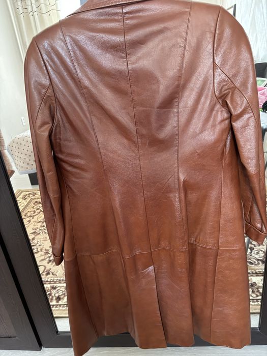 Поодам кожаный суртюк