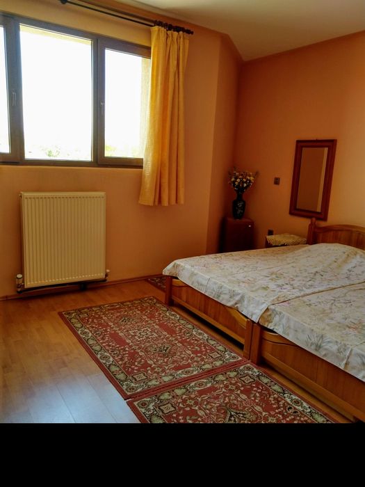 Vila P+E+M, complet mobilata de vanzare