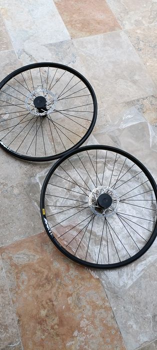 Set roti cursiera 28 Mavic 119 butuc shimano discuri shimano butuci shimano

Jante Mavic XM 119 Disc

Butuci Shimano HB/FH-M525 pentru frana pe disc