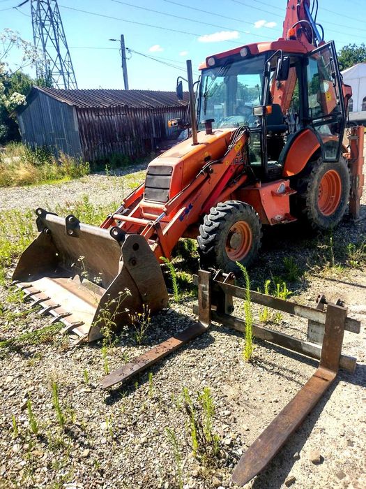 Buldoexcavator FIAT kobelko 4x4 fb 110.2 schimb cu Duba/auto/teren