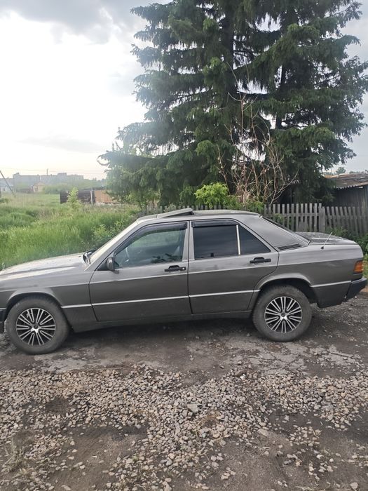 Продам Мерседес 190.