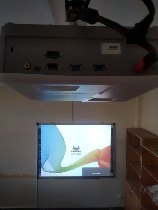 Установка проектора