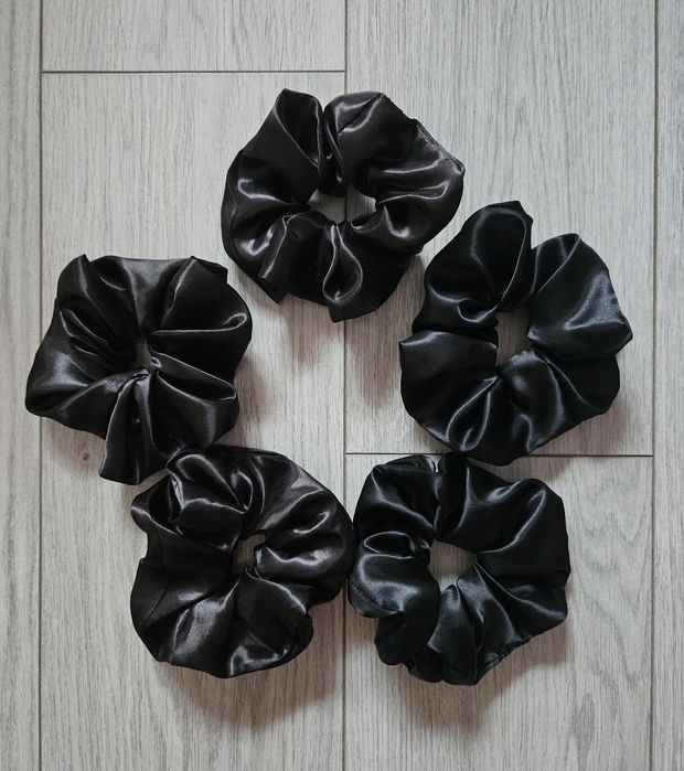 Скрънчи /ластак за коса/