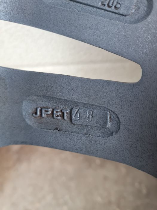 Джанти DEZENT за VW AUDI SEAT SKODA R16 5x112 ET48 6.5J