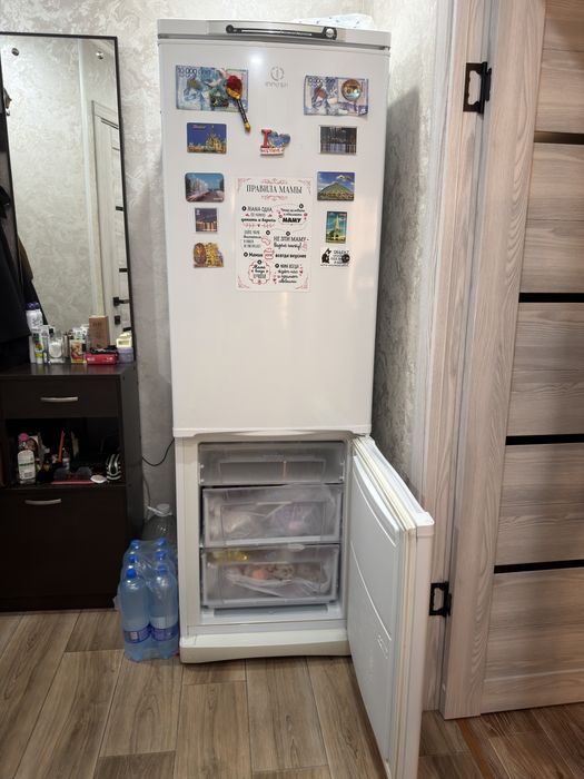 Продам холодильник