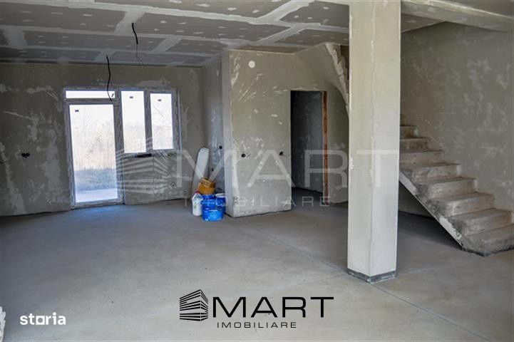 Casa 4 camere tip duplex Sura Mica