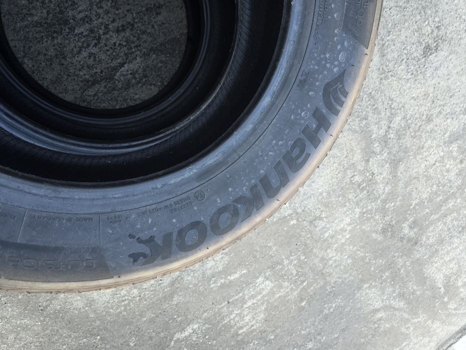 3 Броя 215/65/17 Hankook 2x7,5mm 1x7,8mm