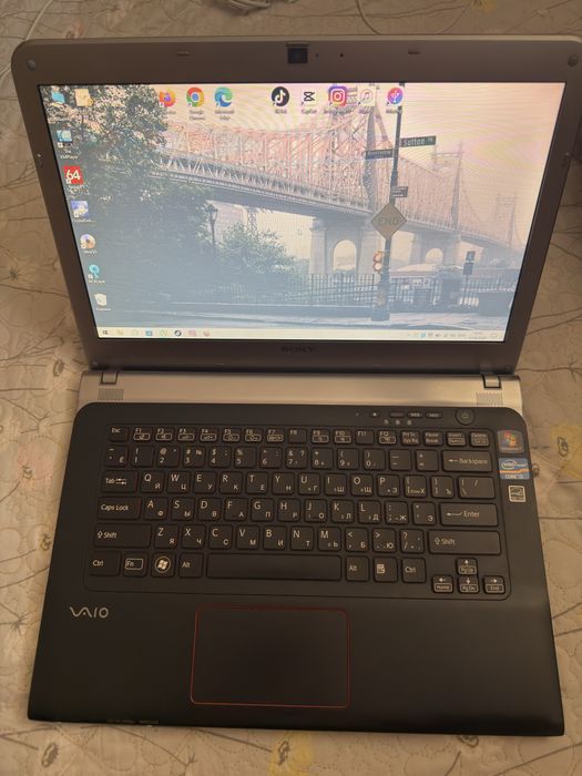 Ноутбук SONY core i5