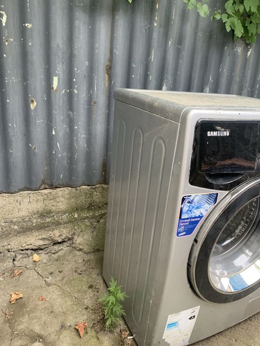 Продается стиральная машина