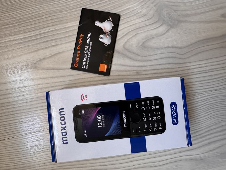 Telefon Mobil Maxcom MM248 4G
