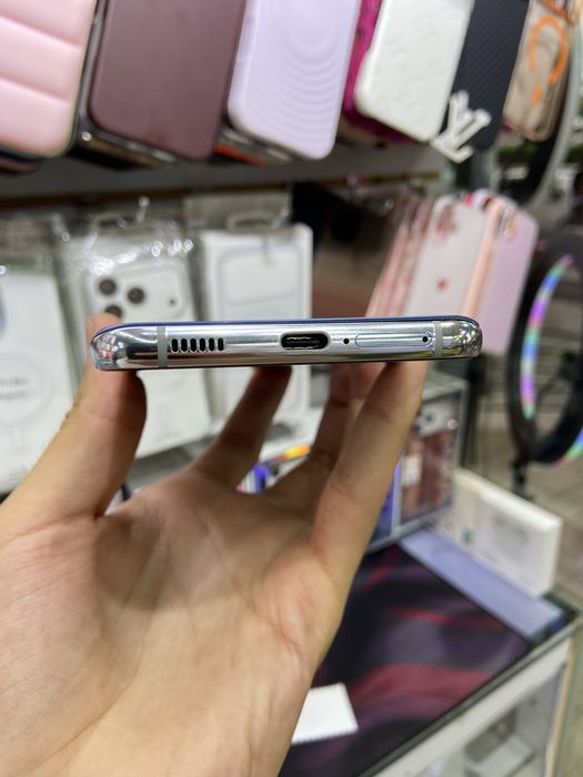Samsung S21+ 8/256 ideal
