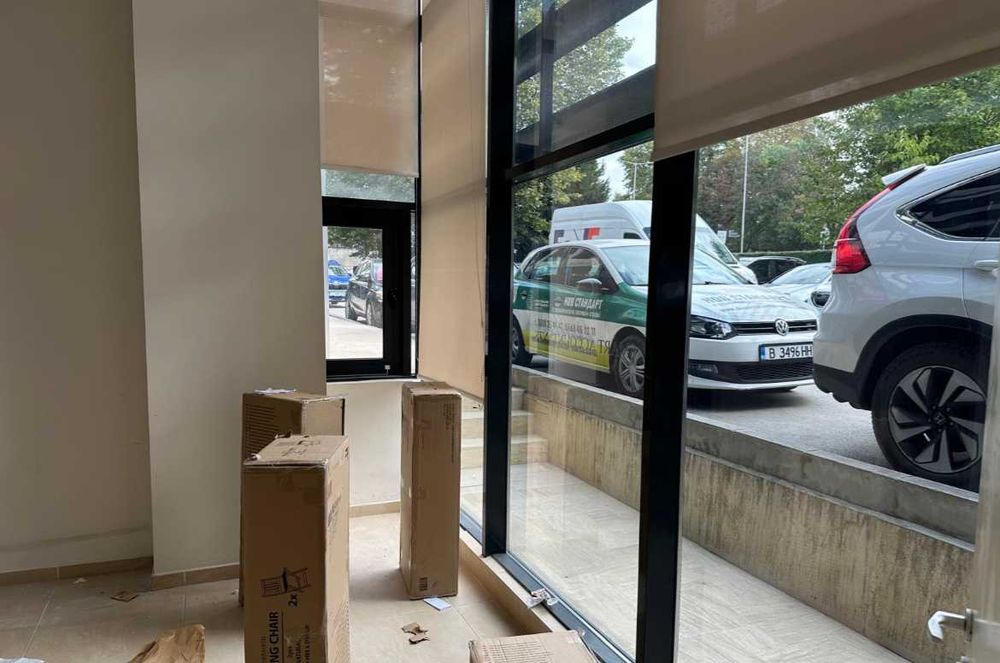 Дава се под наем Офис в Варна, Младост 1 - 122 кв.м за 915 € - Снимка #7