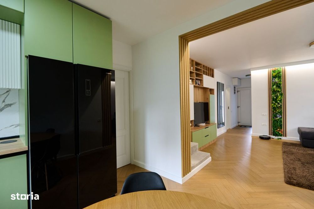 Casa 5 camere, 3 bai-Strada Morii Stefanesti-Arges