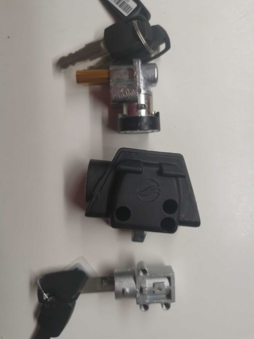 GIANT-Заключване за батерии