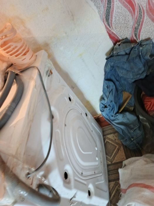 Продам стиральную машинку