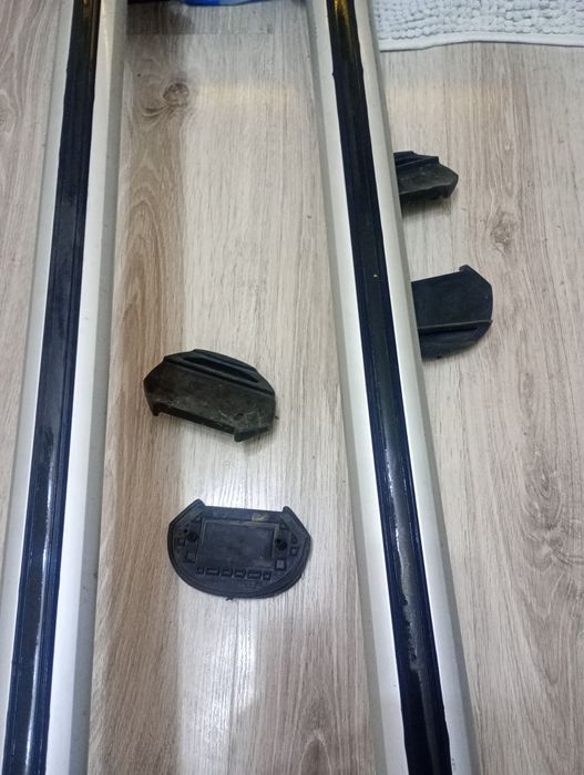 Напречни Греди за багажник тойота