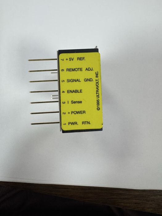 Convertor DC-DC HV 12V → 500V, 4W Ultravolt 1/2AA12-P4 (nou)