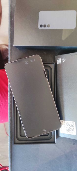Samsung Galaxy S24 256GB Чисто нов