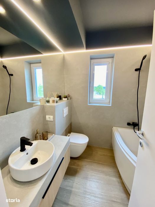 Vila noua cu bucatarie, cartier premium, padure, lac, centru Corbeanca