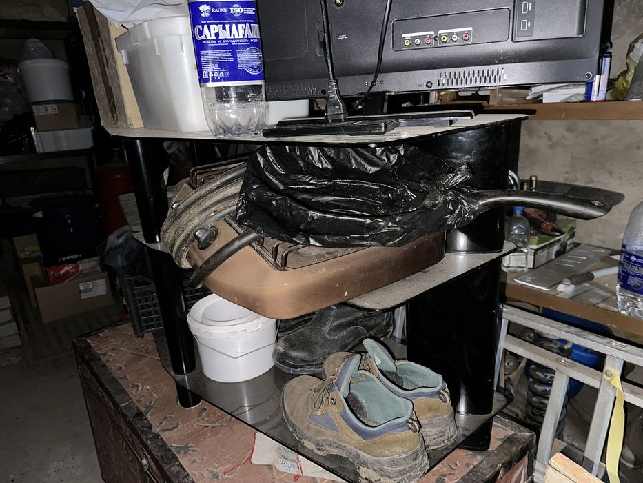 Подставка под телевизор