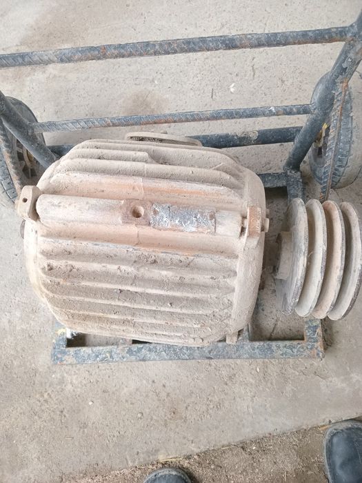 Матор    сотилади