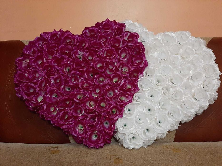 Ornamente/decoratiuni masini nunta  inimioara dubla si papion