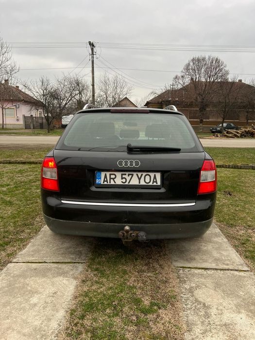 AUDI A4 0 — imagine 4