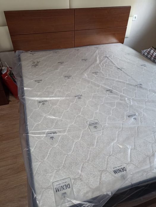 Кровать двуспальная