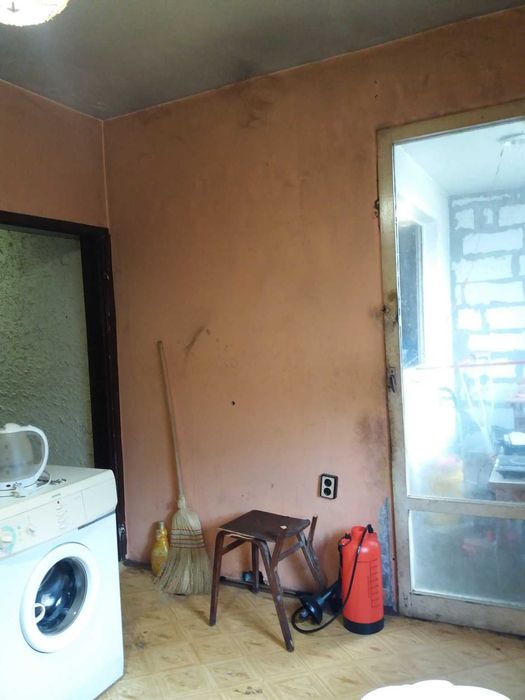 Продава се Двустаен апартамент в Шумен, Център - 65 кв.м за 534 €/кв.м - Снимка #7