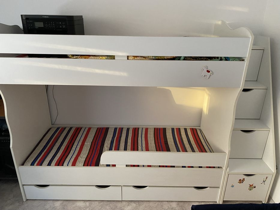 Продам кровать для детей