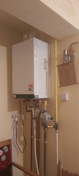 Proprietar, vand apartament 2 camere, Toplita