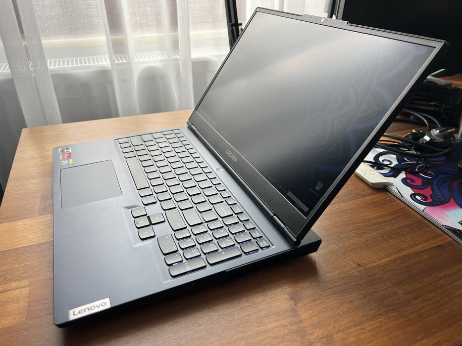 Laptop Gaming Lenovo LEGION 5 Ryzen 5 5600 RTX 3060 16Gb ram 512GB SSD