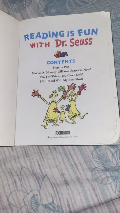 Продам READING IS FUN WITH Dr. Seuss книга А1-А2