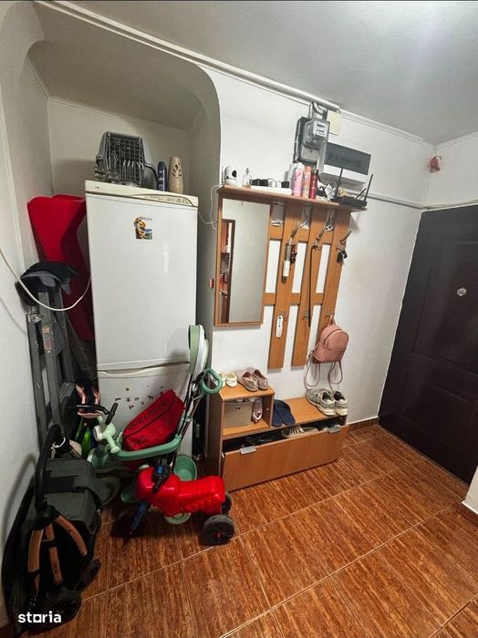 Apartament 3 camere decomandat – zona Rahova