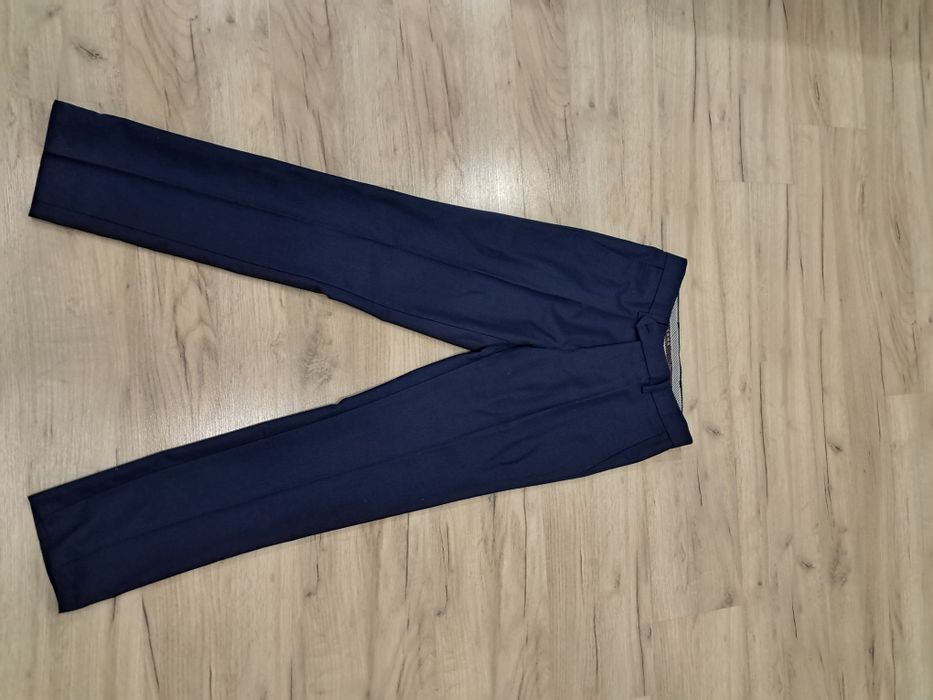 Брюки для школа .