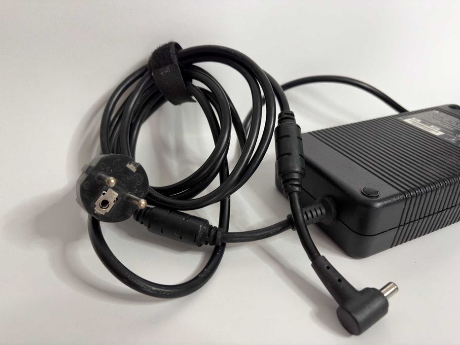 Încărcător Laptop ASUS ROG GL702ZC – 330W Original Delta