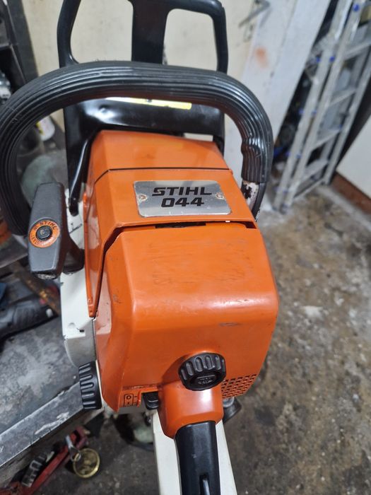 Motofierastrau Stihl 044