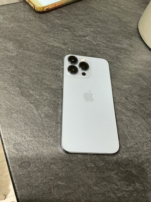 IPhone 13 pro 256 гб