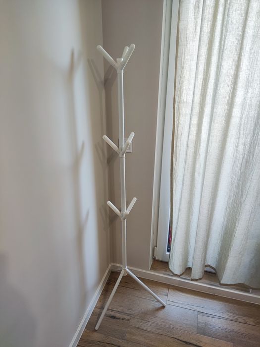 Закачалка за дрехи