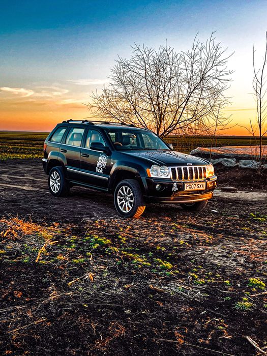Grand cherokee overland