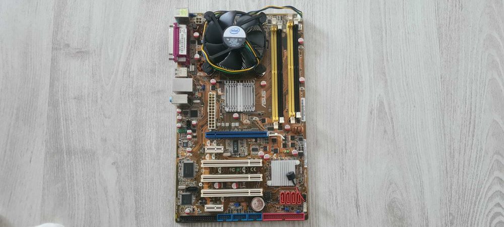 Kit placa de baza Asus P58 SE, Prod Intel E7300