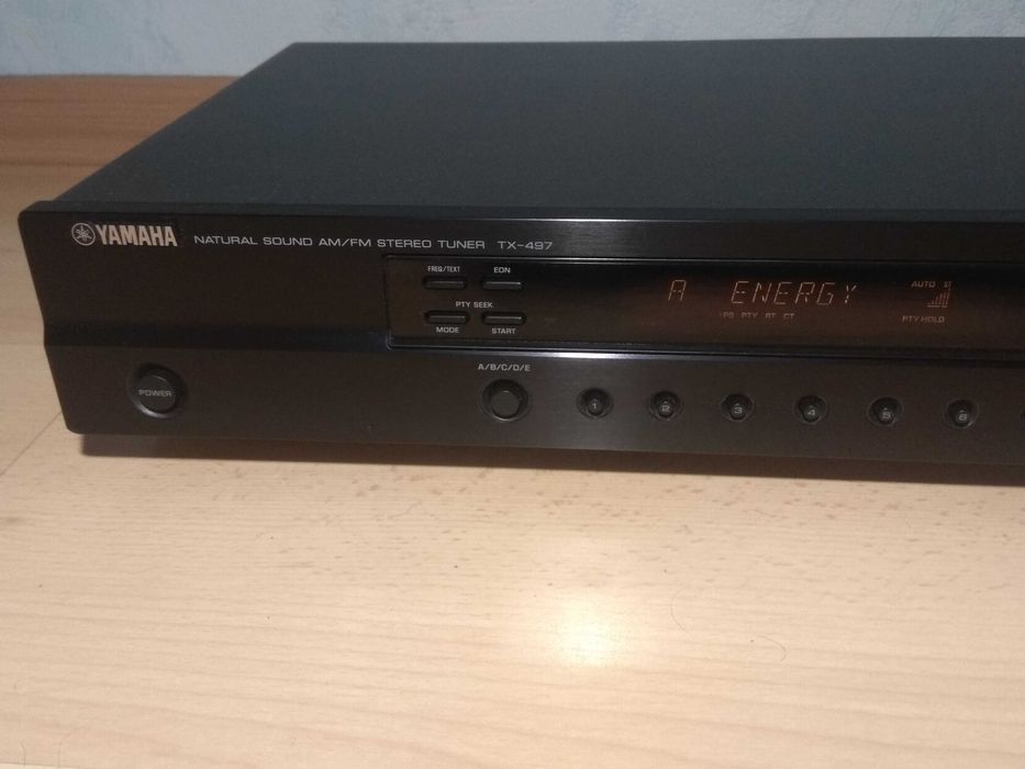 Дигитален приемник Yamaha TX-497