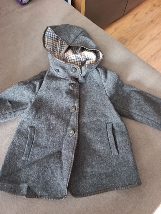 Тънко преходно якенце на Zara