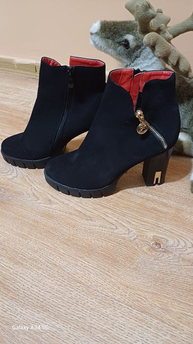 Черни дамски боти