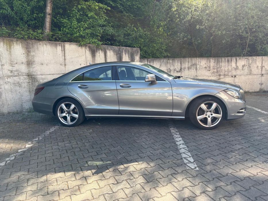 MERCEDES-BENZ CLS 0 — imagine 2