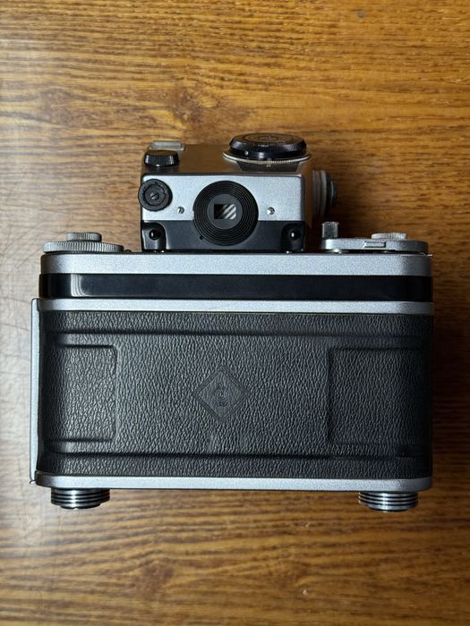 Продам pentacon six средний формат.