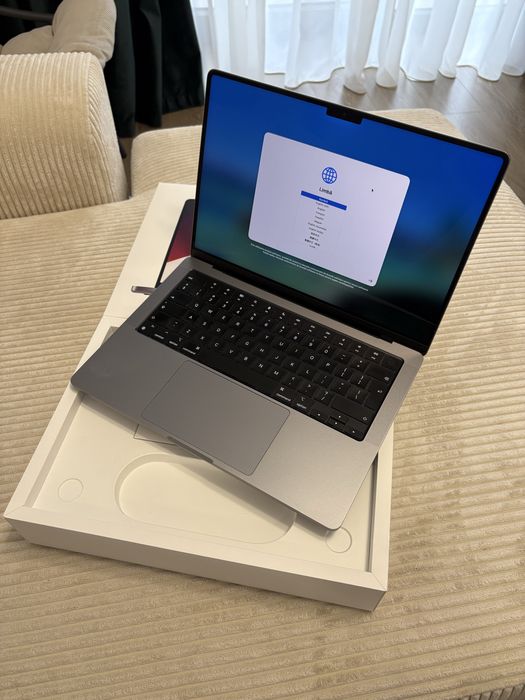 MacBook Pro 14” Apple M1 Pro 16GB RAM / 1TB SSD – stare foarte bună, cutie originală