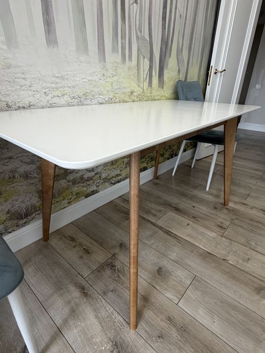 Продам кухонный стол